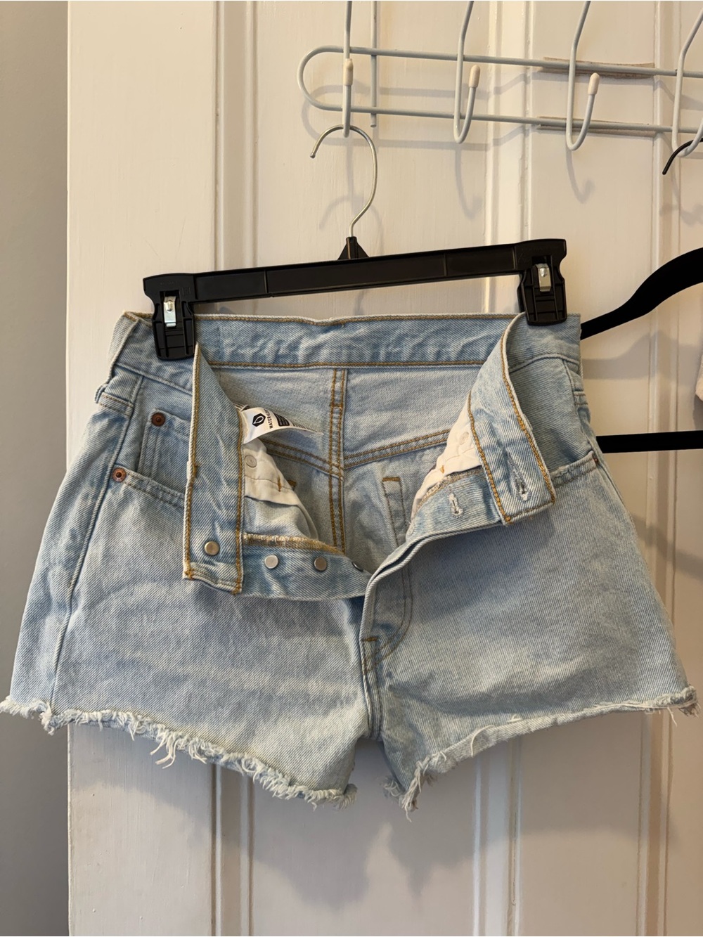 Levi's 501 Light Blue Denim Cutoff Jean Shorts Size 26 Frayed Pockets